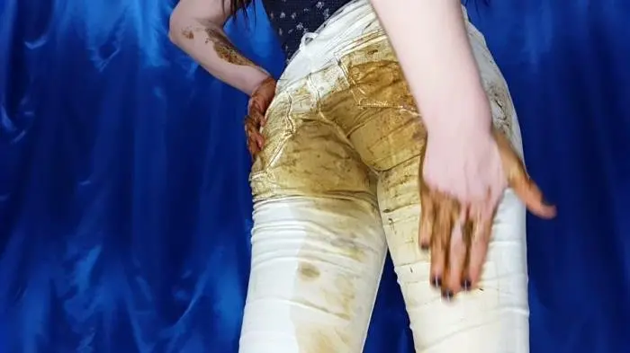 White Jeans FullHD 1080p (Anna Coprofield /  2018) 1.55 GB ScatVip.com