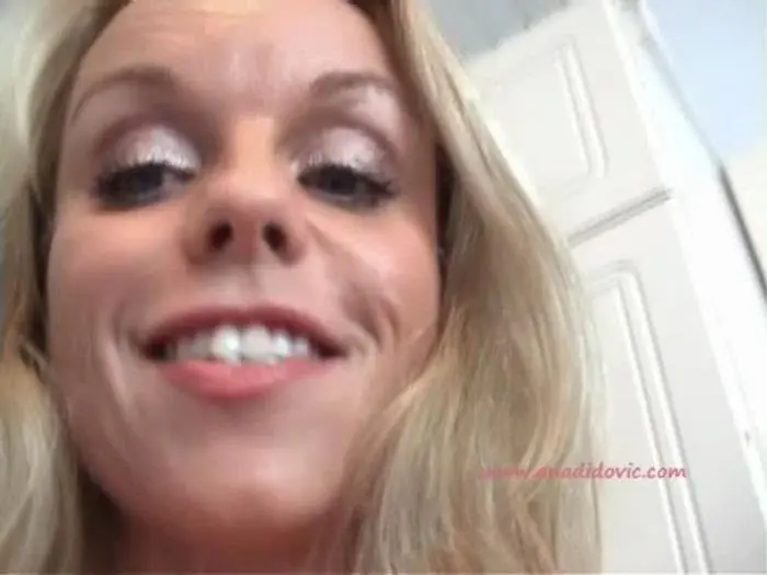 Soup and Fart Party SD (Ana Didovic /  2018) 117 MB ScatVip.com