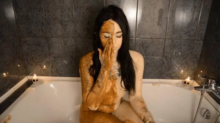 Half Scat Witch HYPNOSIS FullHD 1080p (SweetBettyParlour /  2018) 754 MB ScatVip.com