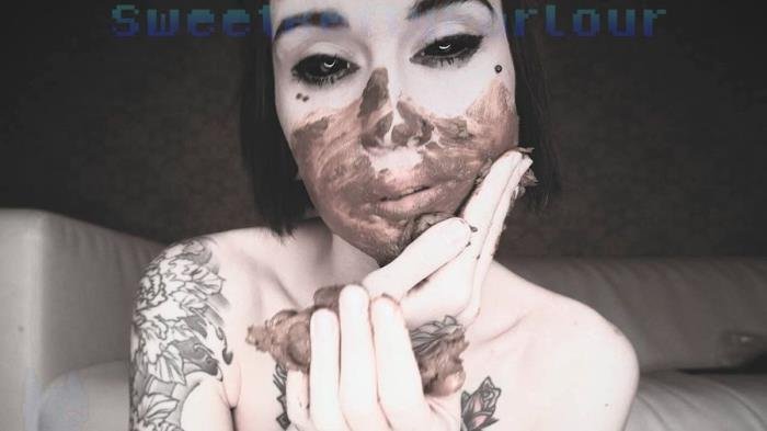 Lets Get my Face Covered in Shit HD 720p (SweetBettyParlour /  2018) 191 MB