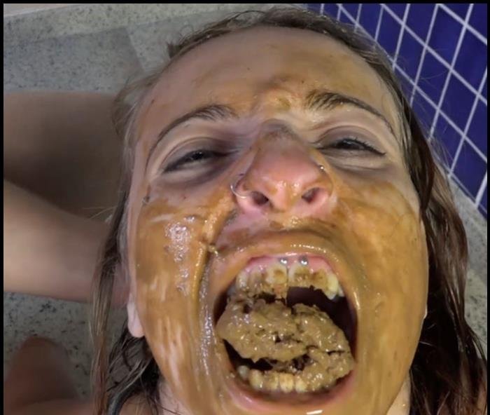 Take My Shit In Your Mouth Bitch !! FullHD 1080p (Kate Becker And Penelope /  2018) 1.92 GB