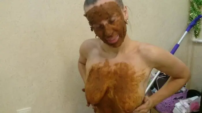 Shit Fitness FullHD 1080p (Brown wife /  2018) 1.20 GB ScatVip.com