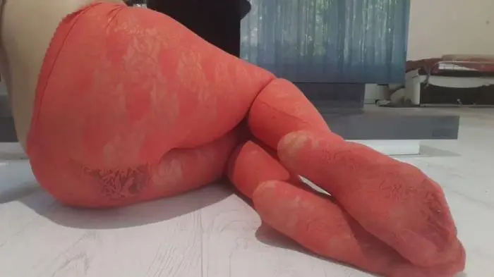 Sexy Goddess in Hot Red Pantyhose Pooping Messy Shit HD 720p (Panthergodess /  2018) 65.6 MB