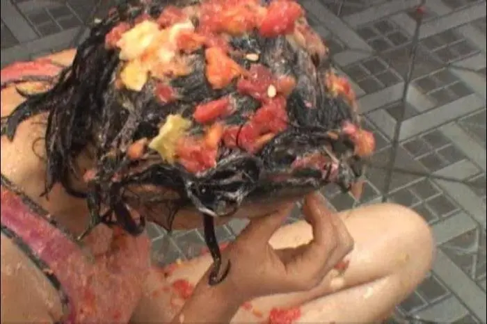 Vomit Solution 2 SD (Diana Sky /  2018) 196 MB ScatVip.com