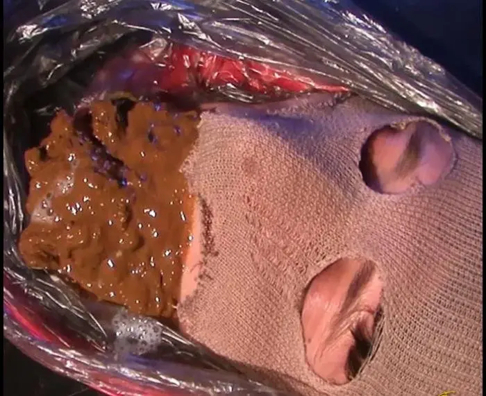 Big Pile of Shit FullHD 1080p (Princess GinaToilet /  2018) 754 MB ScatVip.com