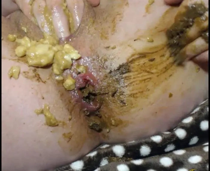 Dirty Happy Banana FullHD 1080p (Barbara /  2018) 501 MB ScatVip.com