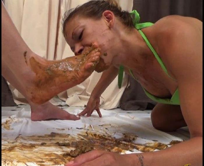 Eating Cindy’s Shit FullHD 1080p (Eat Shit, Lesbian Scat, Domination /  2018) 1.12 GiB