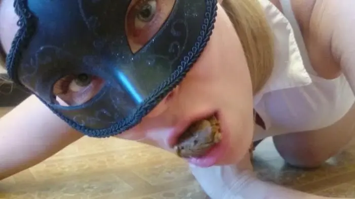 Every pregnant beauty should lick the shit FullHD 1080p (Brown Wife /  2018) 962 MB