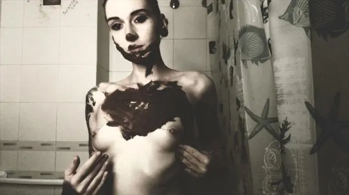 Fresh SHIT on your FACE FullHD 1080p (DirtyBetty /  2018) 438 MB ScatVip.com