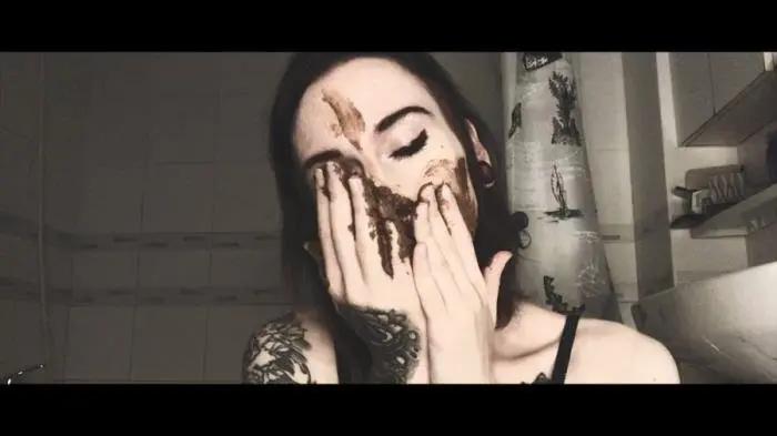 Syndrome of a dirty wife FullHD 1080p (DirtyBetty /  2018) 547 MB ScatVip.com