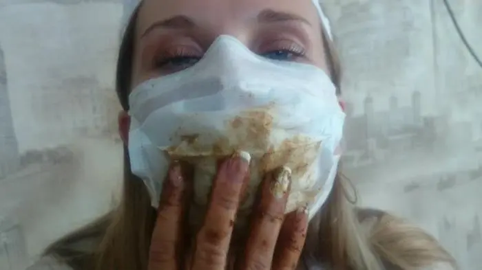 Scat therapy FullHD 1080p (Brown wife /  2018) 1.15 GB ScatVip.com