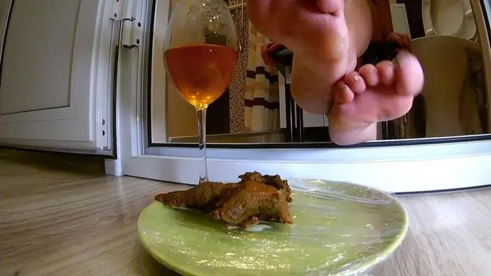 POV Verbal Humiliation shit and piss FullHD 1080p (MistressAnna /  2018) 368 MB ScatVip.com