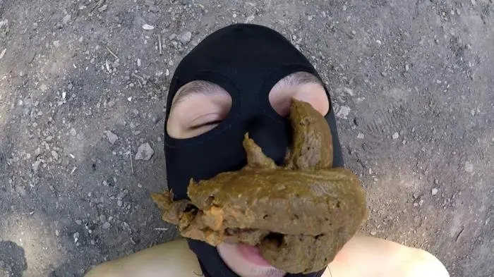 Using My Toilet Outdoor FullHD 1080p (scatdesire /  2019) 760 MB ScatVip.com