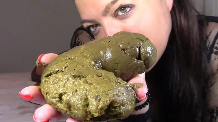 Goth Girl Shits You Cum FullHD 1080p (evamarie88 /  2019) 656 MB