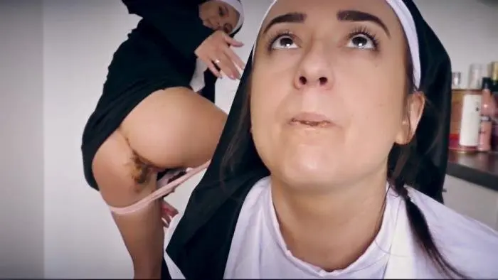 Shit of nuns SD (HotDirtyIvone /  2020) 494 MB ScatVip.com