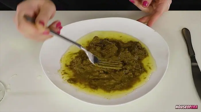 Scat Pee Spitting – Dinner for You FullHD 1080p (HouseofEra /  2021) 1.62 GB ScatVip.com