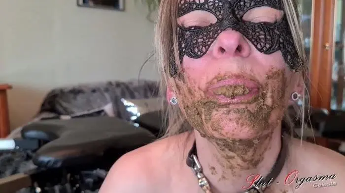 Pooping, scat smearing, swallowing and dildo FullHD 1080p (SlutOrgasma /  2021) 992 MB