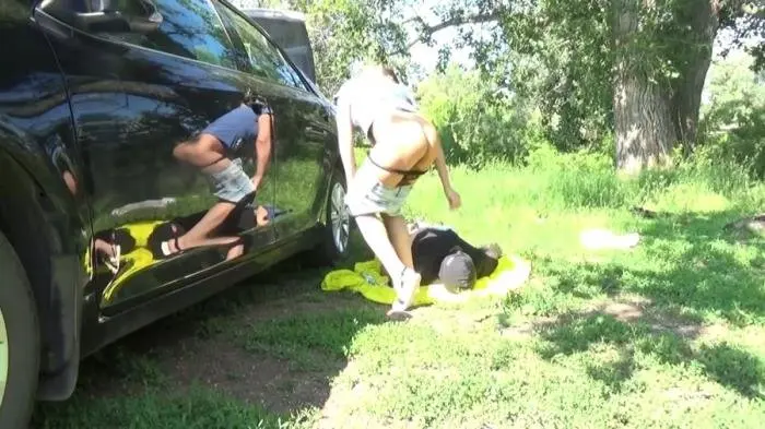 Shit in the Moth Near the River UltraHD 2K (Annalise /  2022) 875 MB ScatVip.com