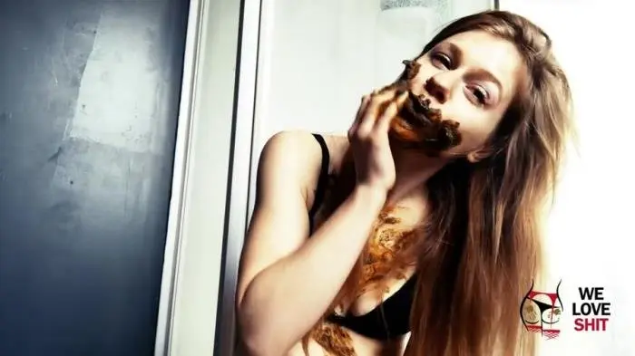 Panty Poop & Mouth Stuffing FullHD 1080p (Solo /  2022) 436 MB