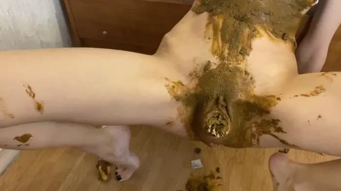 Diarrhea in panties, scat in underwear, panties in pussy FullHD 1080p (p00girl /  2022) 671 MB