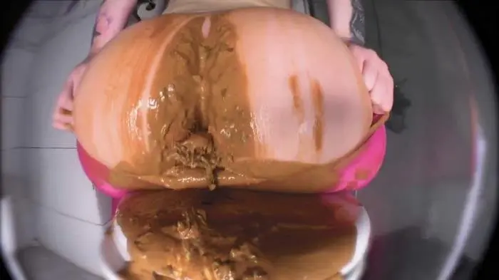 WILD Huge Diarrhea FullHD 1080p (DirtyBetty /  2022) 322 MB