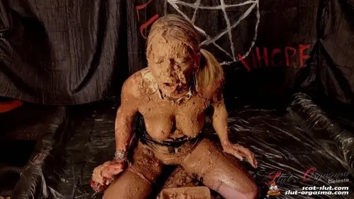 Extreme play in a lot of saved shit FullHD 1080p (SlutOrgasma /  2023) 2.15 GB ScatVip.com