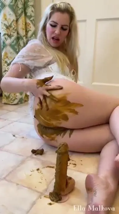 DILDO SHIT FUCKING BLOW JOB HD 720p (ScatElla /  2023) 148 MB