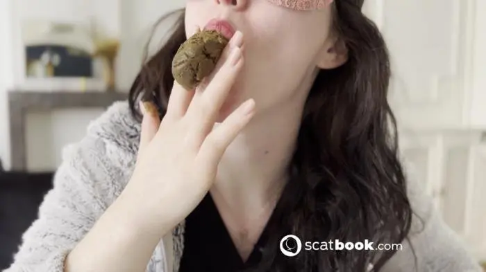 My favorite cigar UltraHD 4K (Smoking Shit /  2023) 56.5 MB ScatVip.com