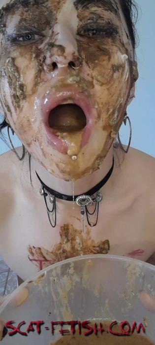 50 Min Shit Spagetti Mess, Eating, Smearing Rolling in a Mess UltraHD 2K (LiliXXXFetish /  2023) 3.60 GB