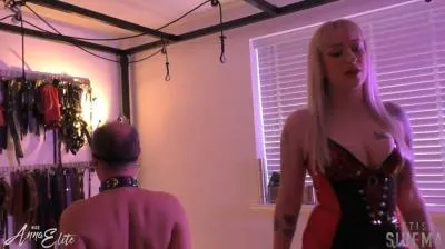 The blonde mistress feeds him shit and watches the slave jerk off HD 1080p (Miss Anna Scat /  2024) 74.9 MB