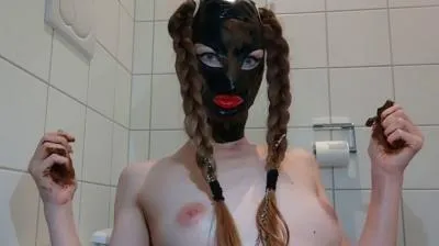 Shitting Rubber Mask FullHD 1080p (Kink Goddess /  2024) 411 MB