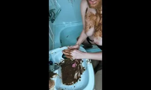 Cleaning the shitty sink HD 720p (Scatlina /  2024) 357.38 MB