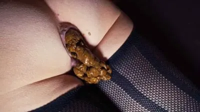 Stockings Poop HD 720p (Mia Skye aka MiaRoxxx /  2025) 17.6 MB