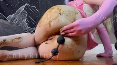 Pink And Brown HD 720p (KnkyKttn97 /  2025) 875 MB