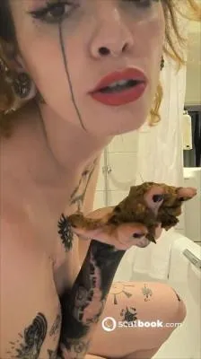 Shitting SD (Malafalda /  2025) 40.2 MB ScatVip.com