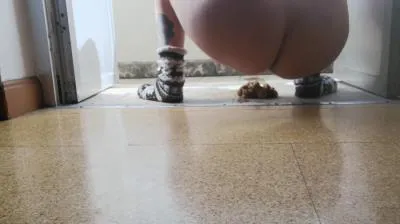 Poop On The Balcony Exposed To Stares! FullHD 1080p (Badkithy /  2025) 228 MB ScatVip.com