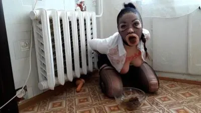 Scat Tied Up Extreme Swallow FullHD 1080p (Lina /  2025) 1.41 GB ScatVip.com