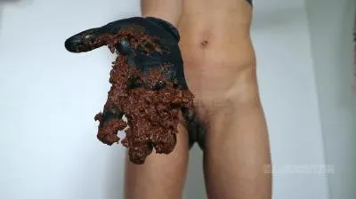 Winking And Feeding HD 720p (Ella Dearest aka Efro Ella /  2025) 24.7 MB ScatVip.com