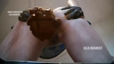 Poop Play HD 720p (Ella Dearest aka Efro Ella /  2025) 19.2 MB ScatVip.com