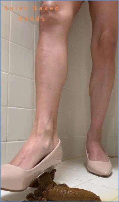 Marinayam19's FullHD 1080p Scat Smearing with Dildos and Piss Play – The Ultimate Asian Fetish Fantasy