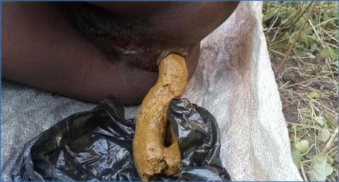 Download Ebony Monster Turd FullHD 1080p - Pinky Prada and Ebony Princess in Intense Nigerian Action ScatVip.com