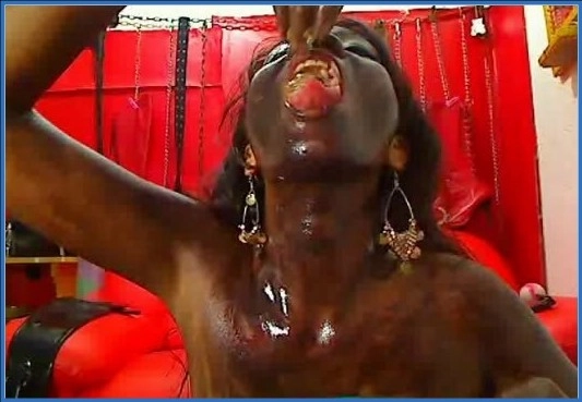 Shiela - Action chaude avec Extremegirl69 - SiteRip