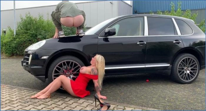 Heiße Latex-Action mit Devil Sophie und SteffiBlond – Große Titten und weiche Wurst im FullHD 1080p jetzt streamen!