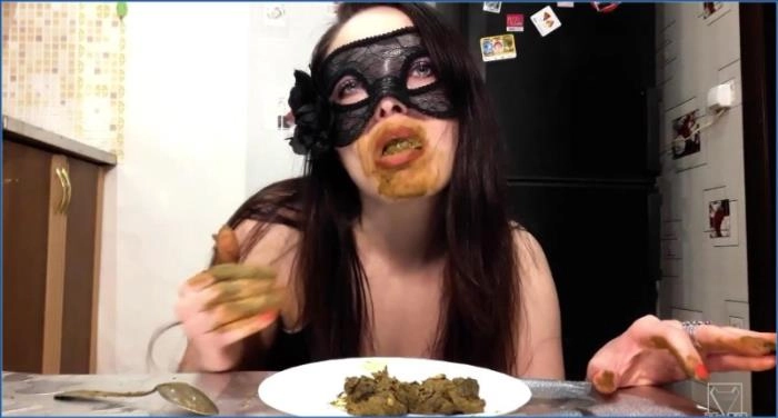 Lina in extremem Frühstücks-Scat mit echtem Schlucken - Jetzt in FullHD 1080p ansehen!