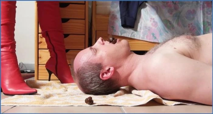 Lady Amy und Lady Atropa zwingen ihren Toilettensklaven zu einem bizarren Hardcore-Erlebnis voller Pisse und Scheiße in glorreichem HD 720p.