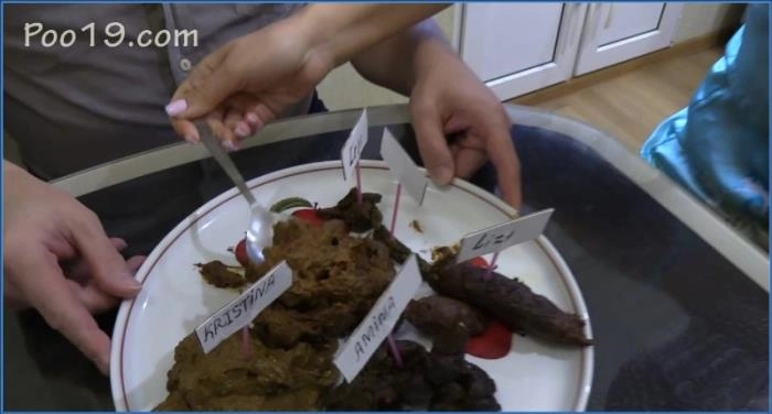 Милана Смелли кормит раба и показывает задницу в HD 720p – ScatVip poster