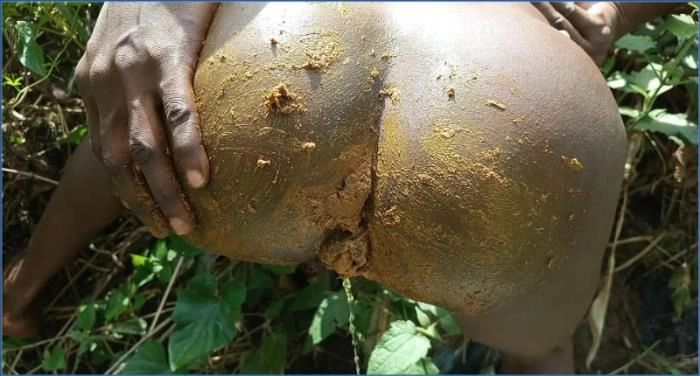 Pinky Prada ati Ebony Princess ninu iṣẹ ibalopọ itura ni ode, FullHD 1080p. – ScatVip poster