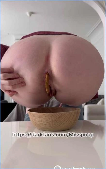 Téléchargement ou streaming FullHD 1080p: Miss Poop dans une situation d'urgence inattendue