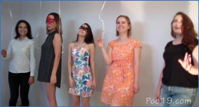 Megan und Kira: Hardcore Kaviar-Session mit verbaler Erniedrigung und Piss-Trinken in HD 720p – ScatVip poster