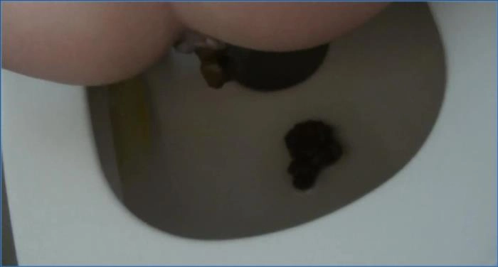 Download Maria Devot KV auf der Toilette FullHD 1080p ScatVip.com